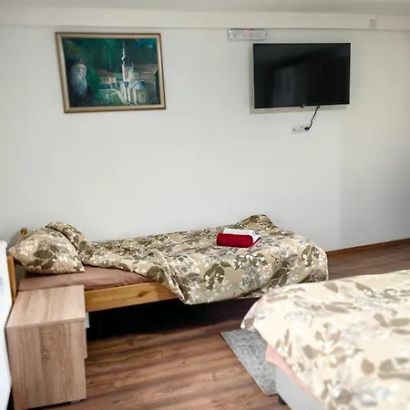 Turisticko Domacinstvo Tronoski Vajati Panzió