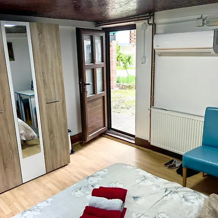 Panzió Turisticko Domacinstvo Tronoski Vajati *