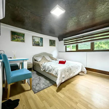 Turisticko Domacinstvo Tronoski Vajati Panzió *