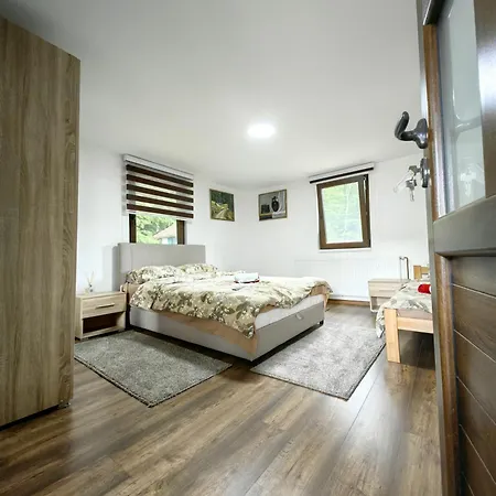 Turisticko Domacinstvo Tronoski Vajati *